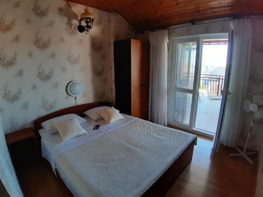 Guesthouse Brodarica Sibenik Exterior photo