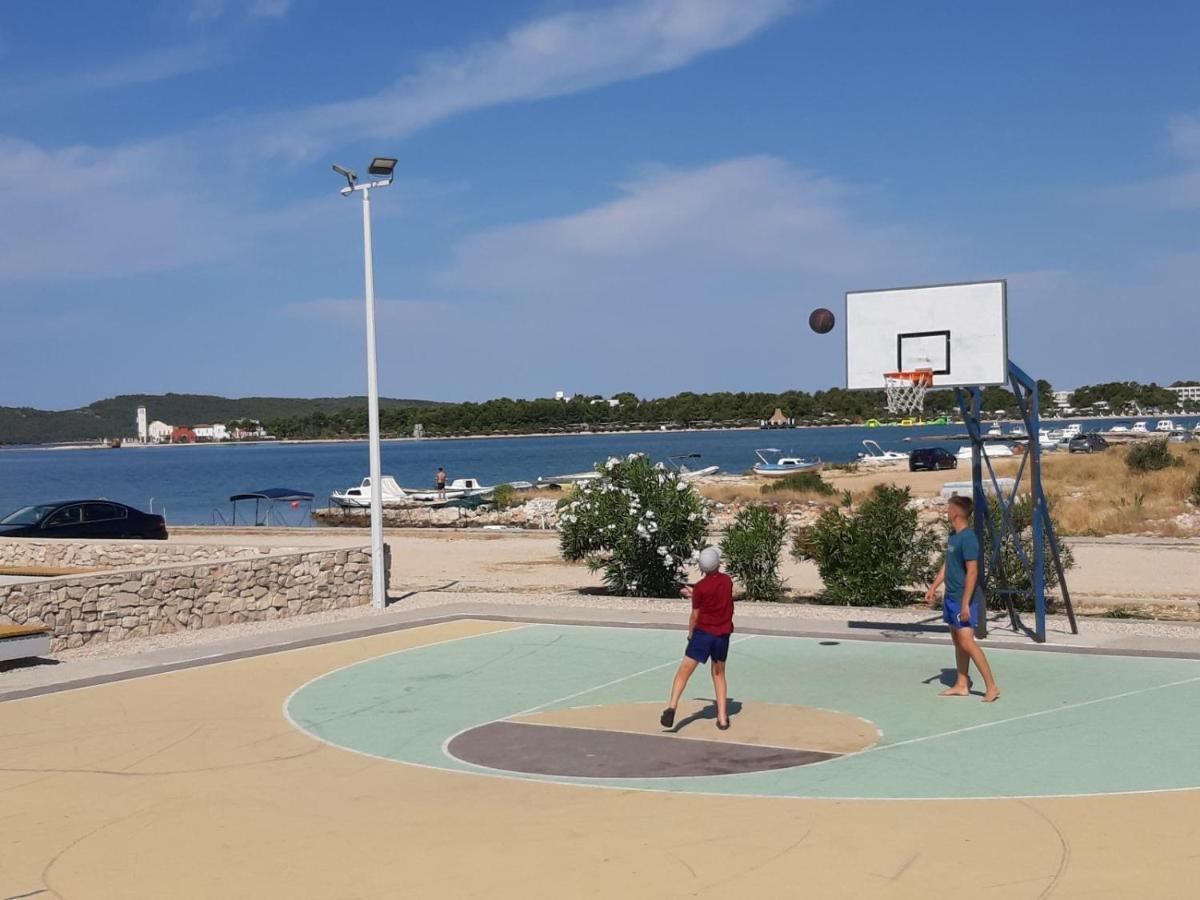 Guesthouse Brodarica Sibenik Exterior photo