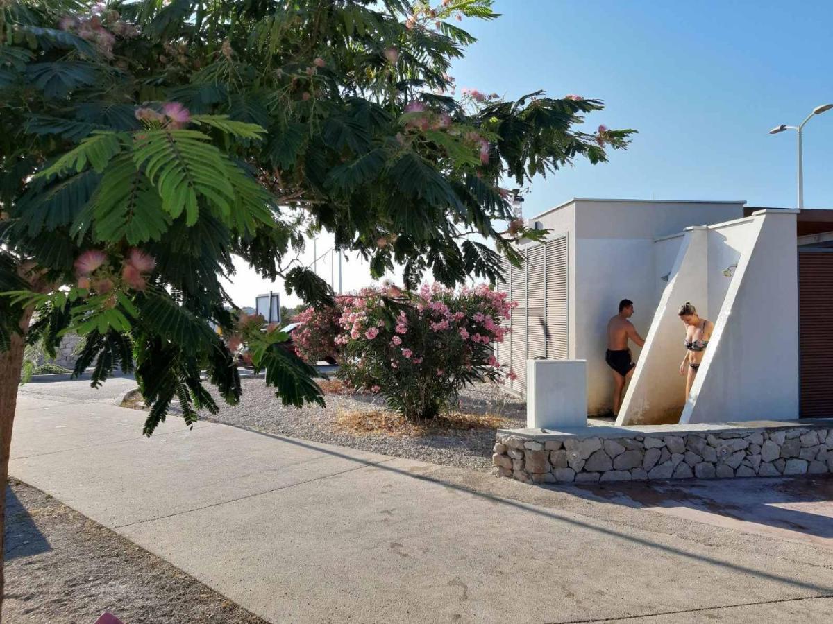 Guesthouse Brodarica Sibenik Exterior photo