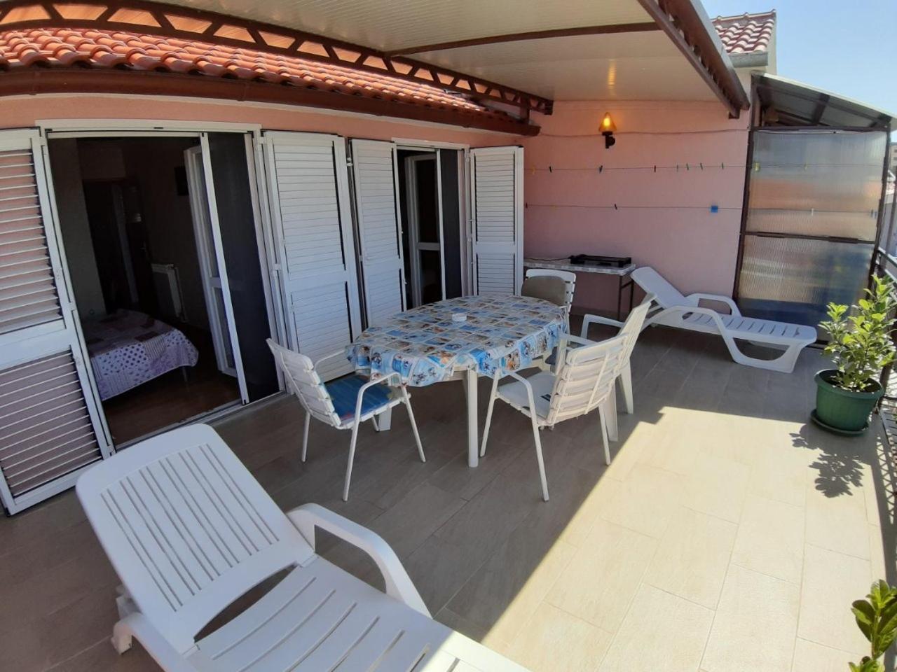 Guesthouse Brodarica Sibenik Exterior photo